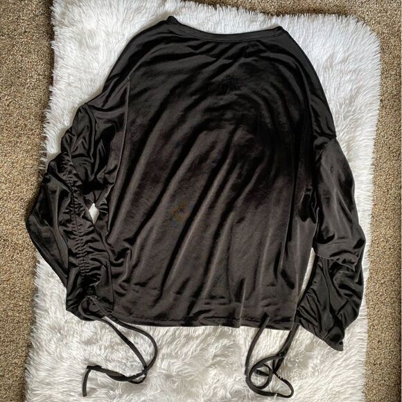 Express Black Scrunched Tie Sleeves Top NEW Size XS - Picture 4 of 7